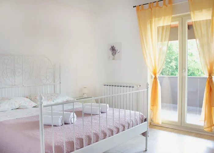 Lucia Apartment *